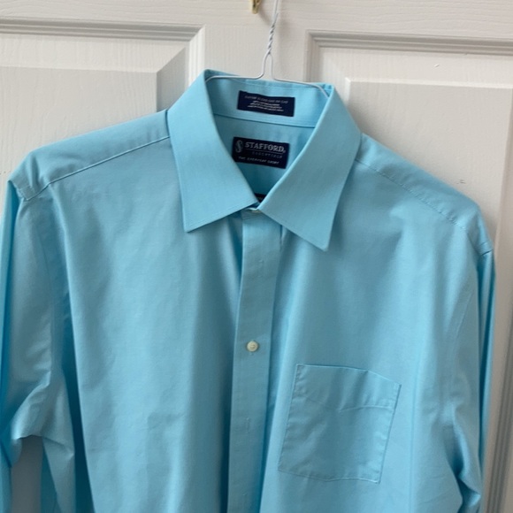 Stafford Dress Shirts- Lot of 5! - Picture 4 of 5